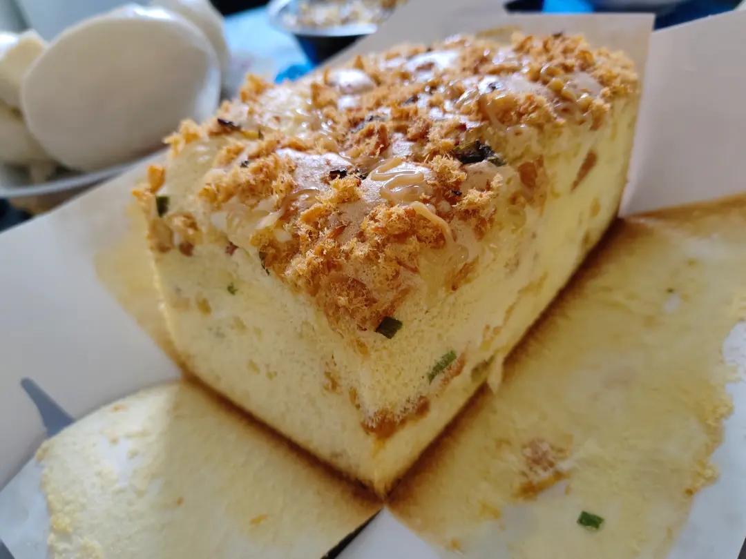 爆浆葱花火腿肉松蛋糕