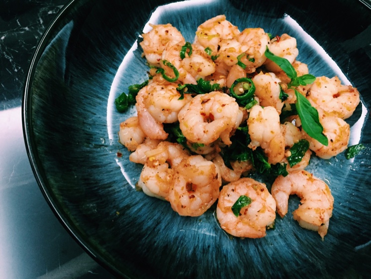 蒜油罗勒浸虾仁