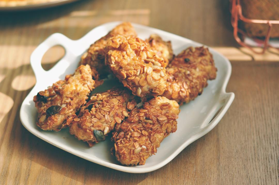 酥脆麦片炸鸡