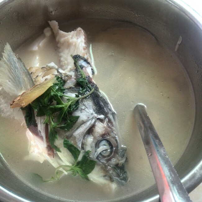 奶白鲫鱼汤