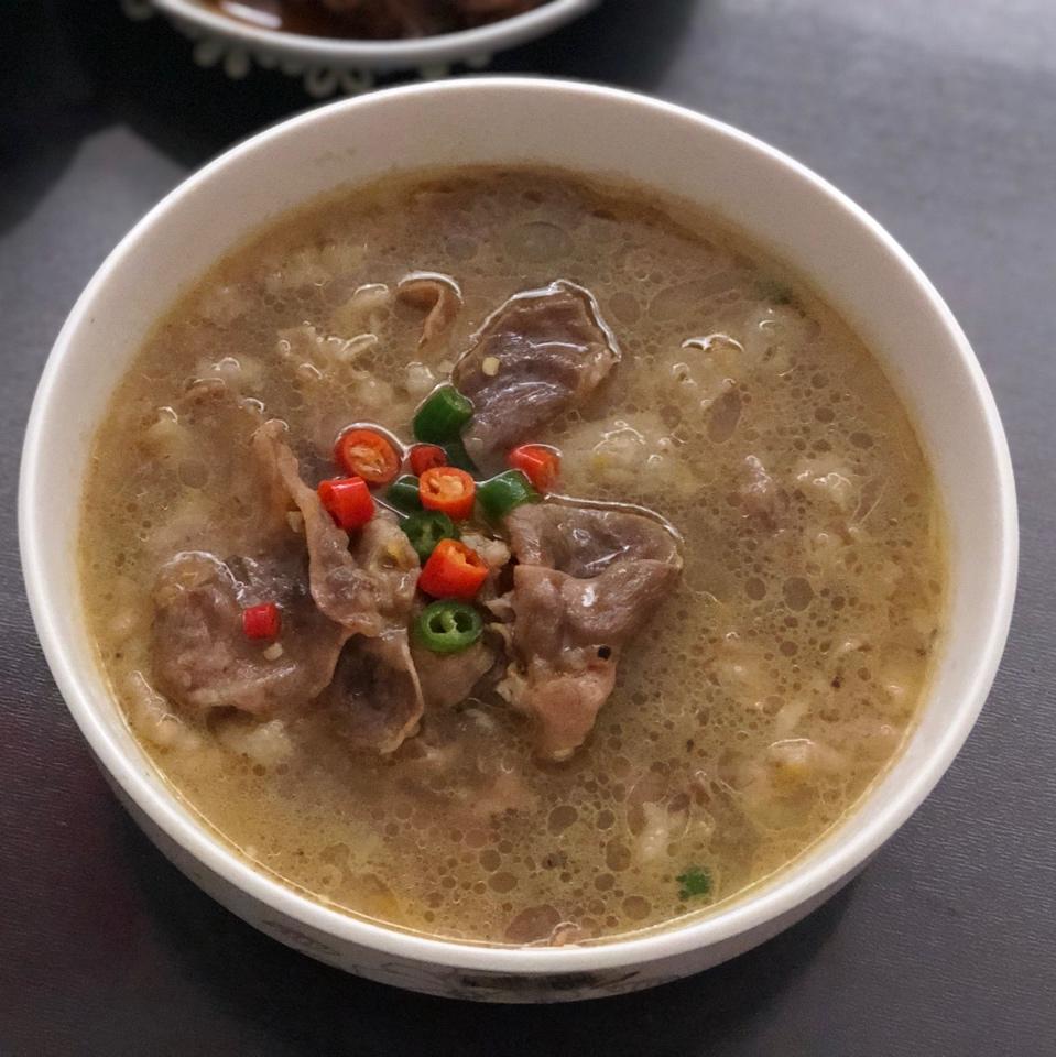 酸汤肥牛