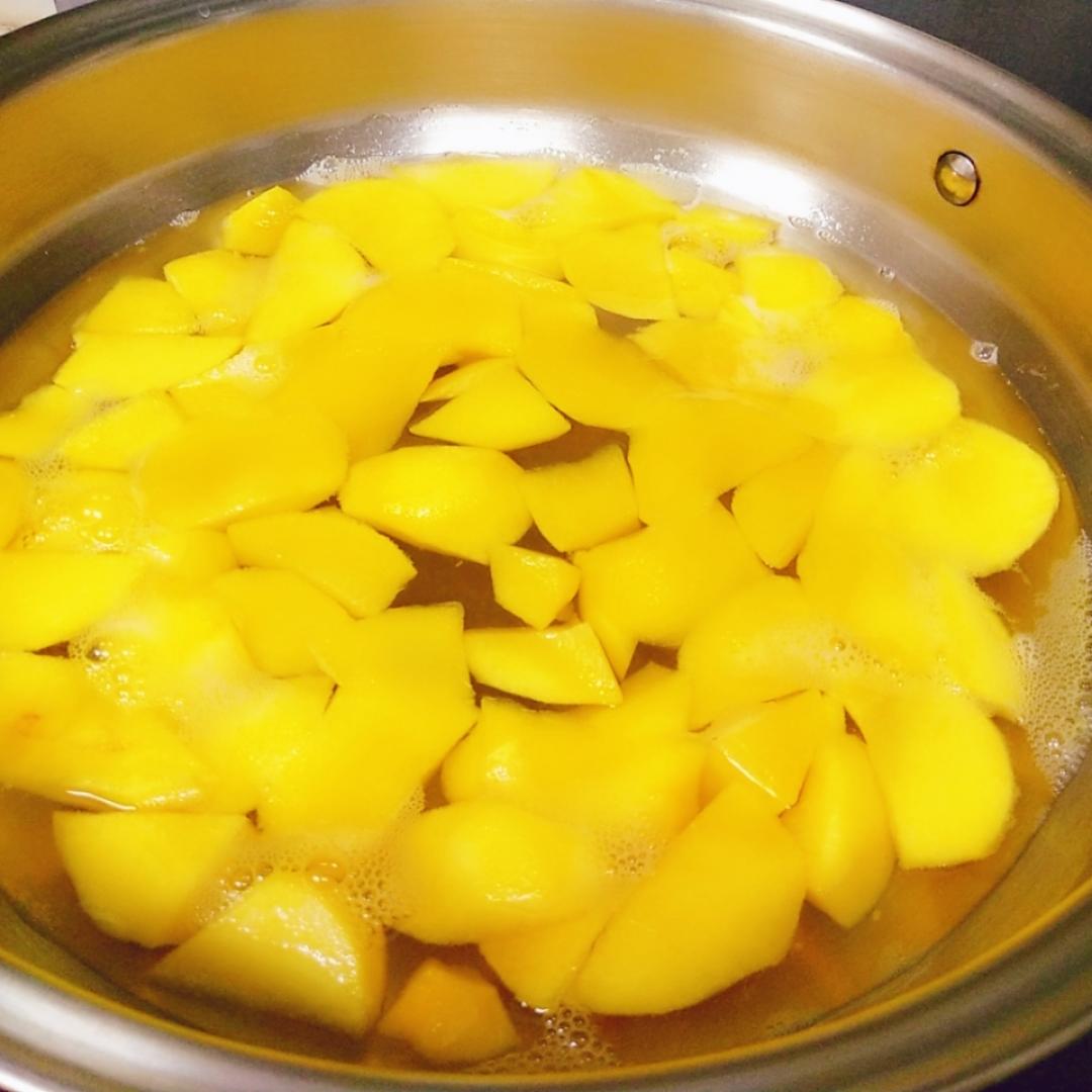 手机用户7901梅子