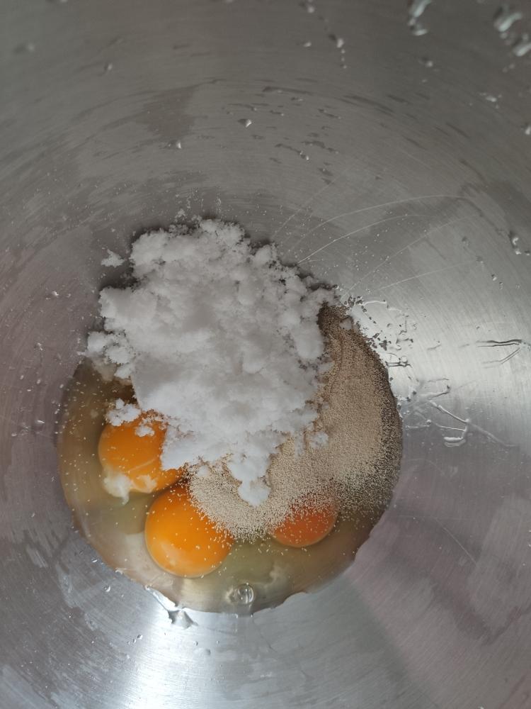 纯奶手撕吐司的做法 步骤1