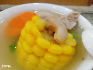 鲜美的玉米鸡肉汤的做法 步骤7