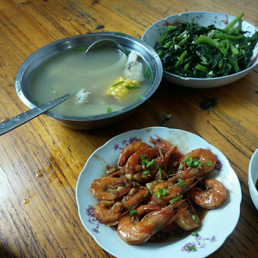 十分钟做好吃的红烧大虾