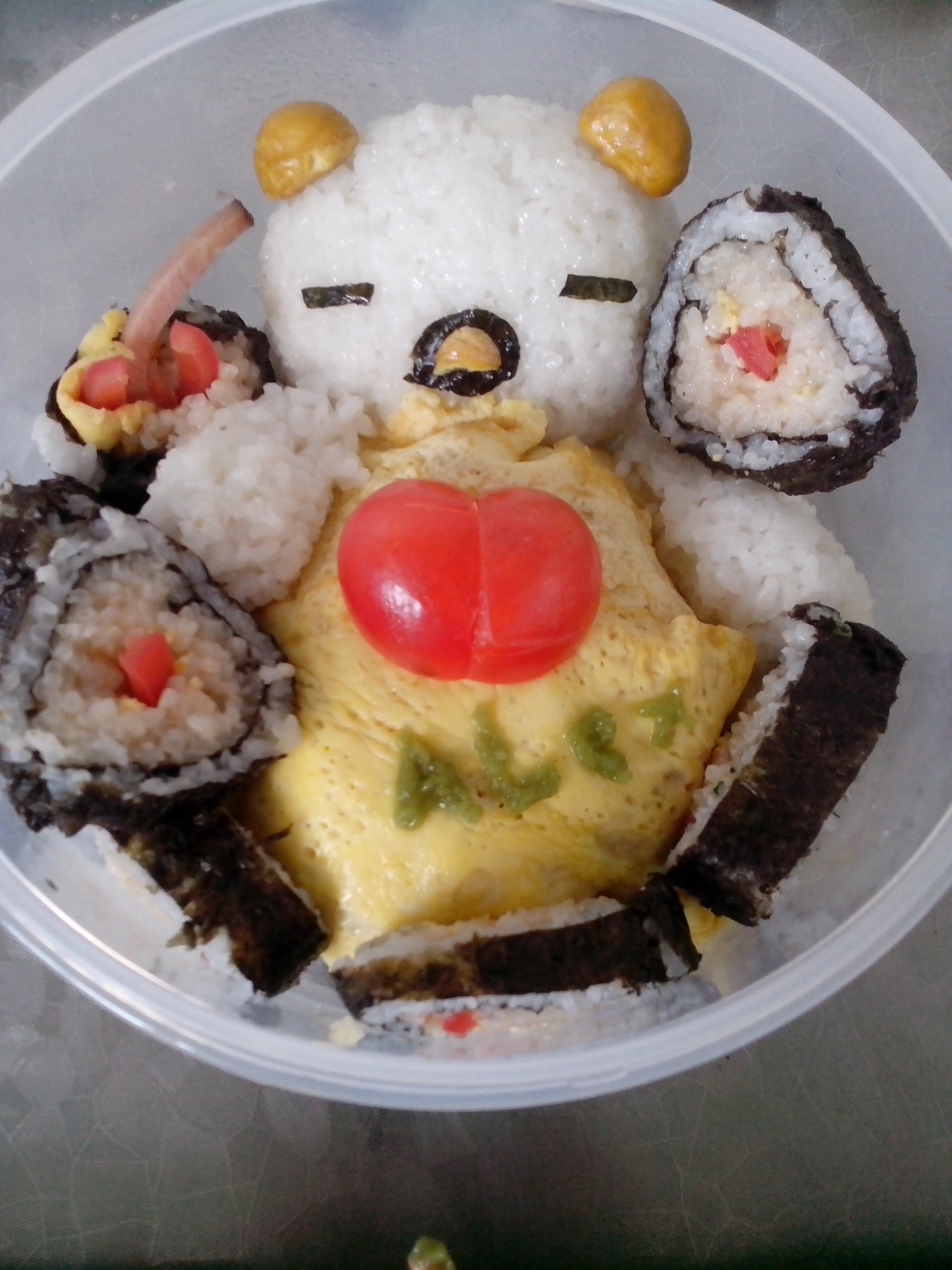 午睡的小熊蛋包饭