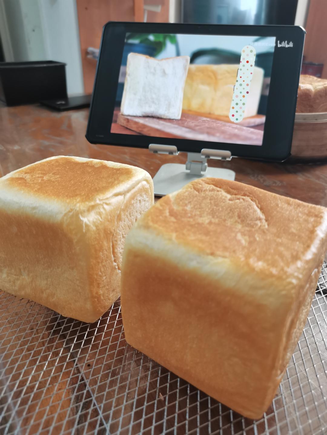 好吃到犯规的网红「生吐司」