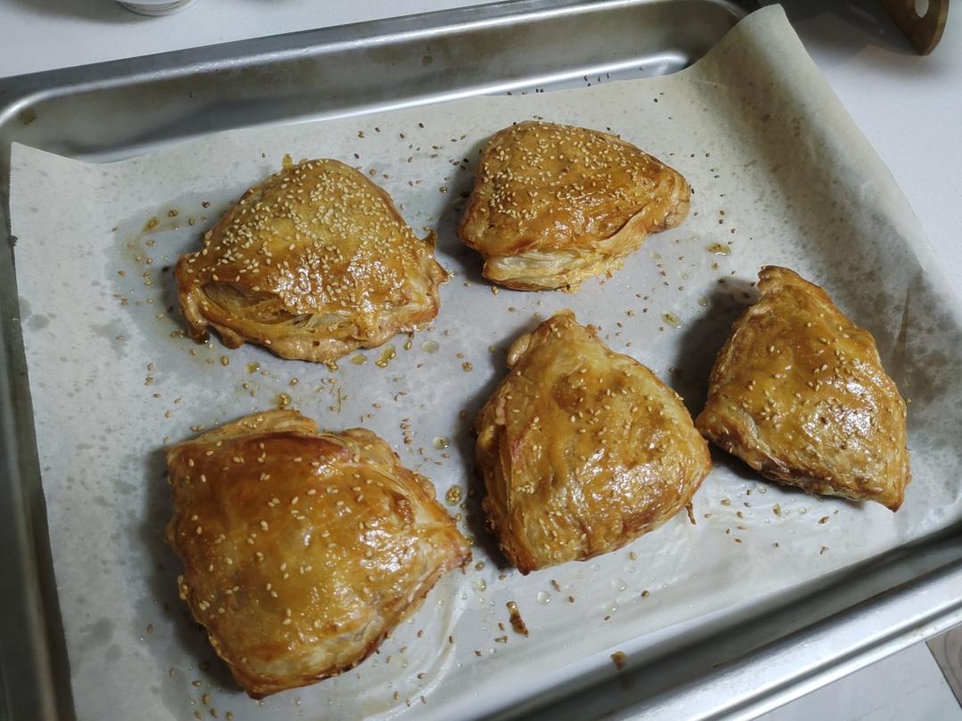芝士牛肉饼