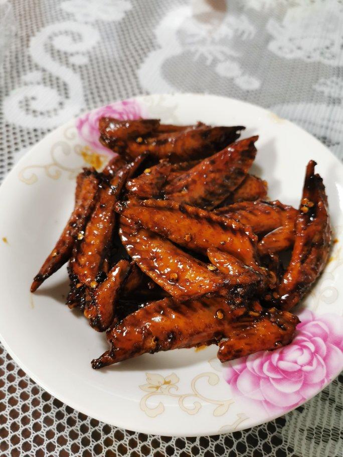 好吃不长肉～周黑鸭味鸡翅尖 ---重庆版