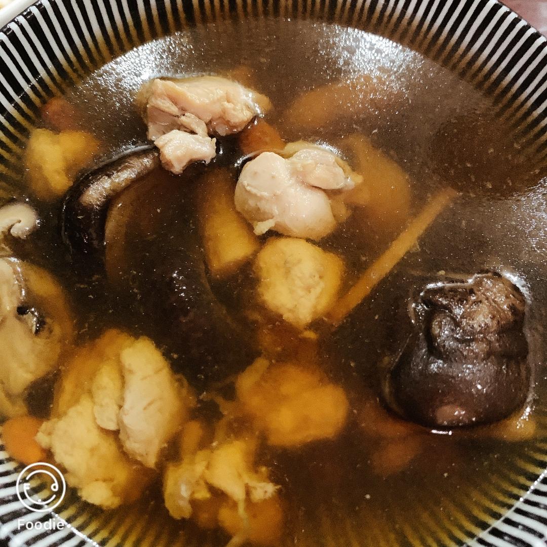 电饭锅版香菇炖鸡腿（少油）
