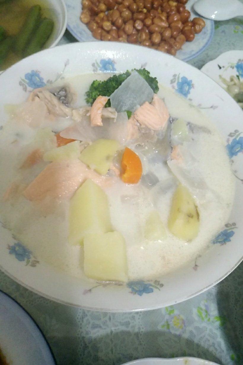 芬兰传统三文鱼汤