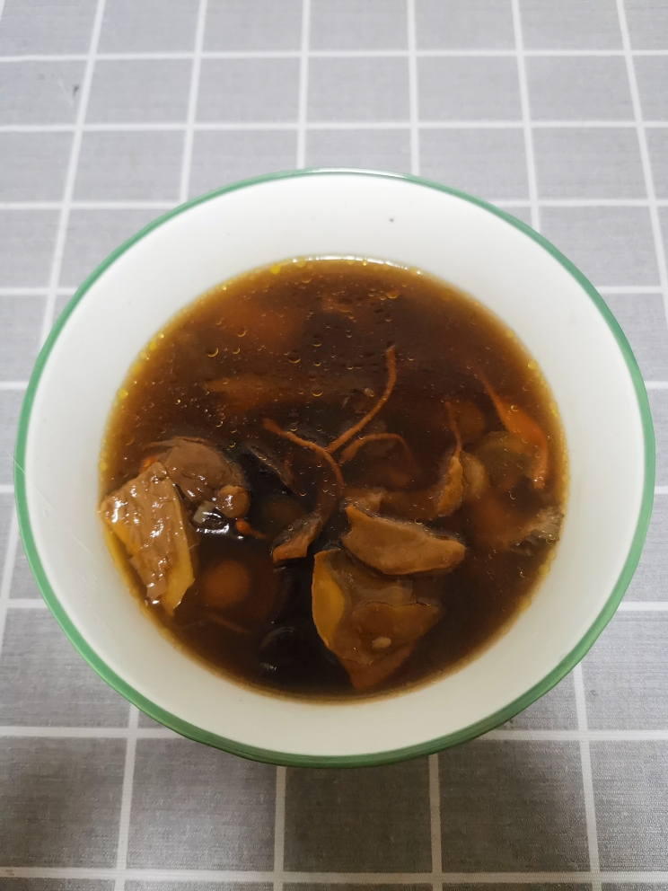 菌菇汤-广东老火汤