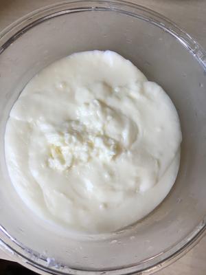 椰蓉牛奶小方的做法 步骤3