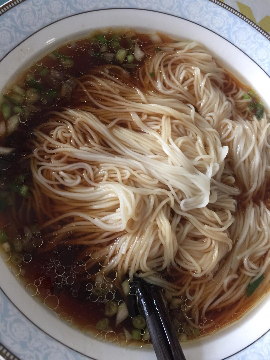 酱香面条的做法