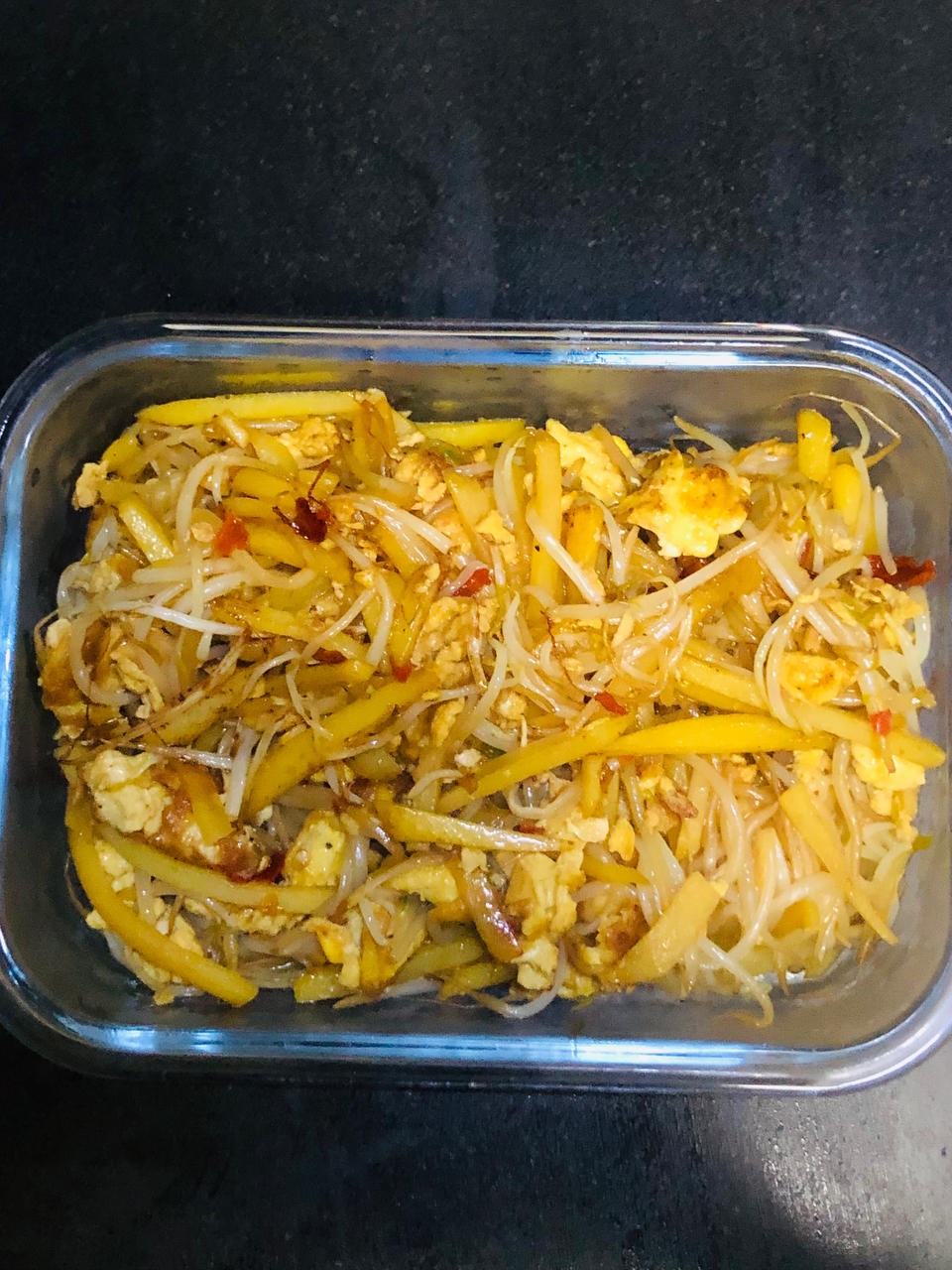 酱油豆芽炒蛋