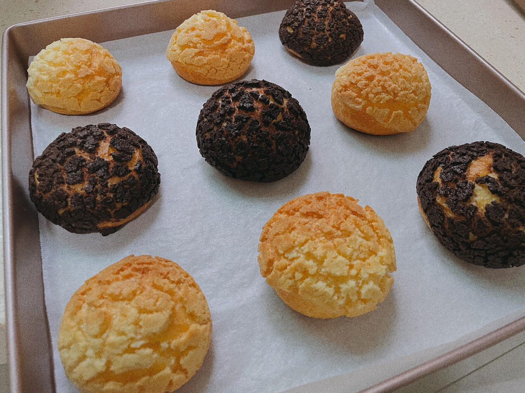 四种口味「酥皮大泡芙」