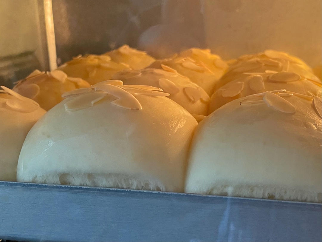 🥛超简单快手，柔软拉丝，一次发酵，牛奶小餐包