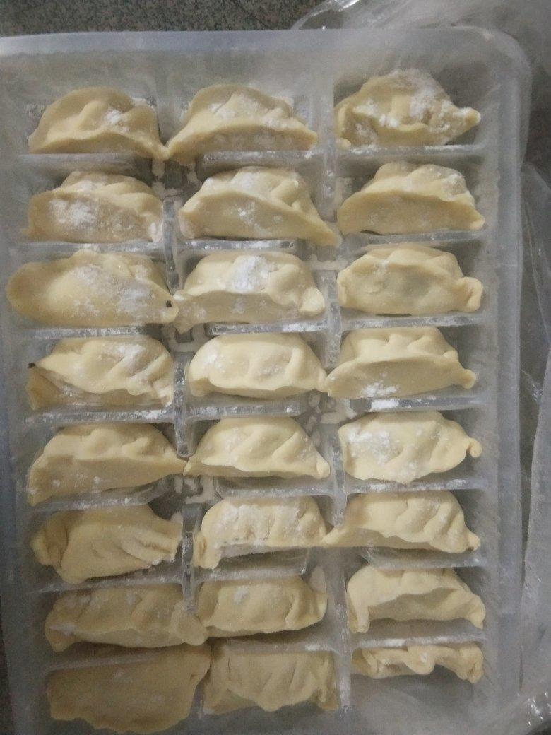 手工揉面三分钟，又韧又薄又好包的饺子皮