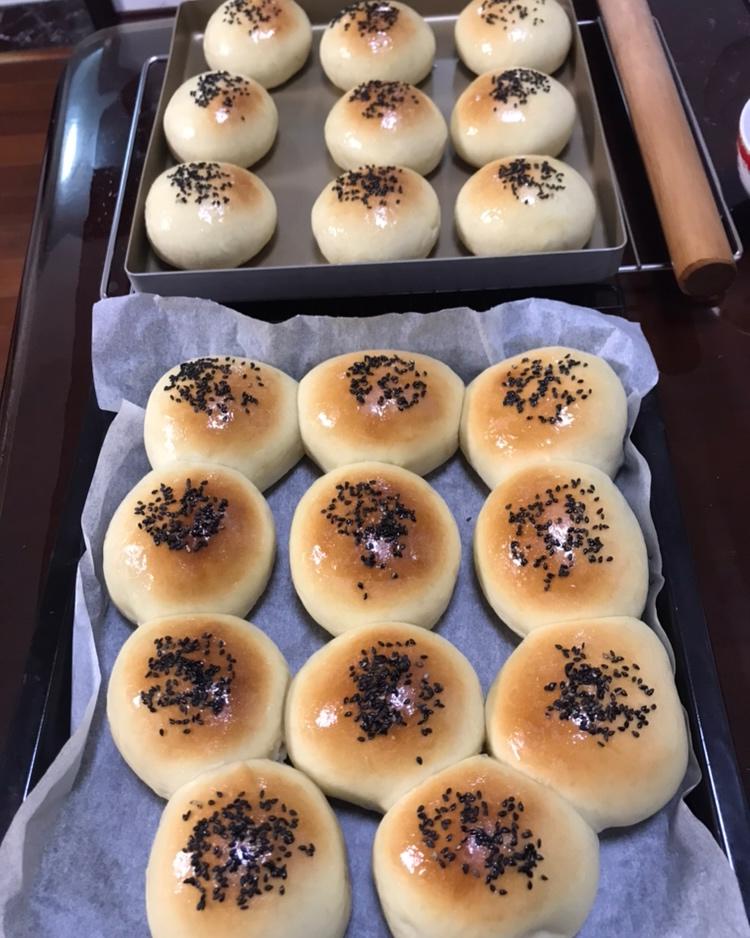 超好吃的香甜餐包