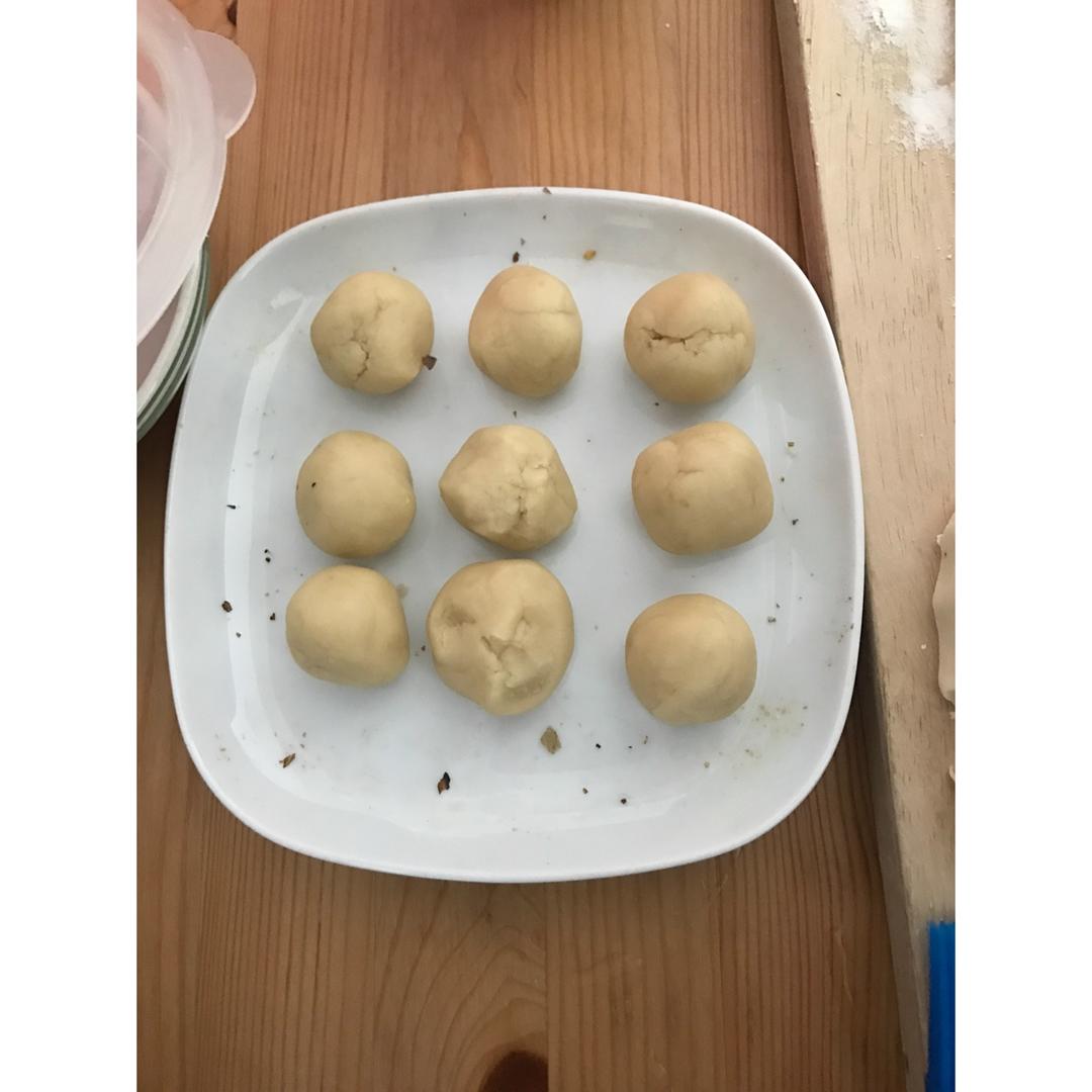 【肉酥饼】