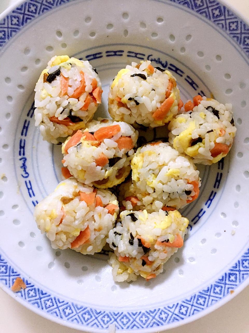 饭团🍙