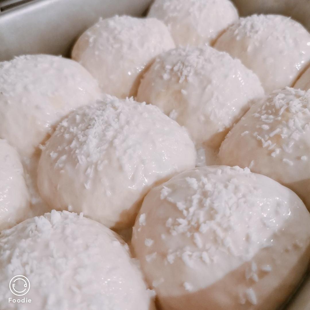 椰蓉泡浆面包