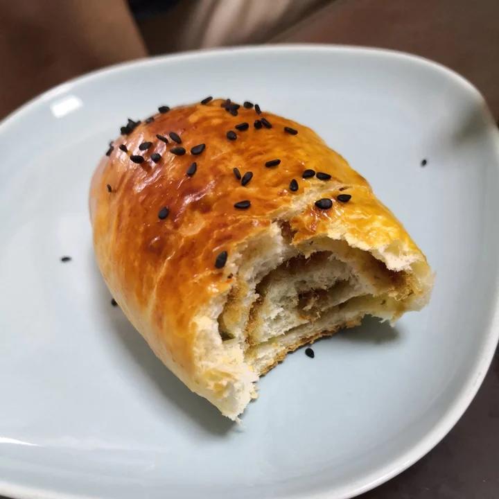 超好吃的肉松面包