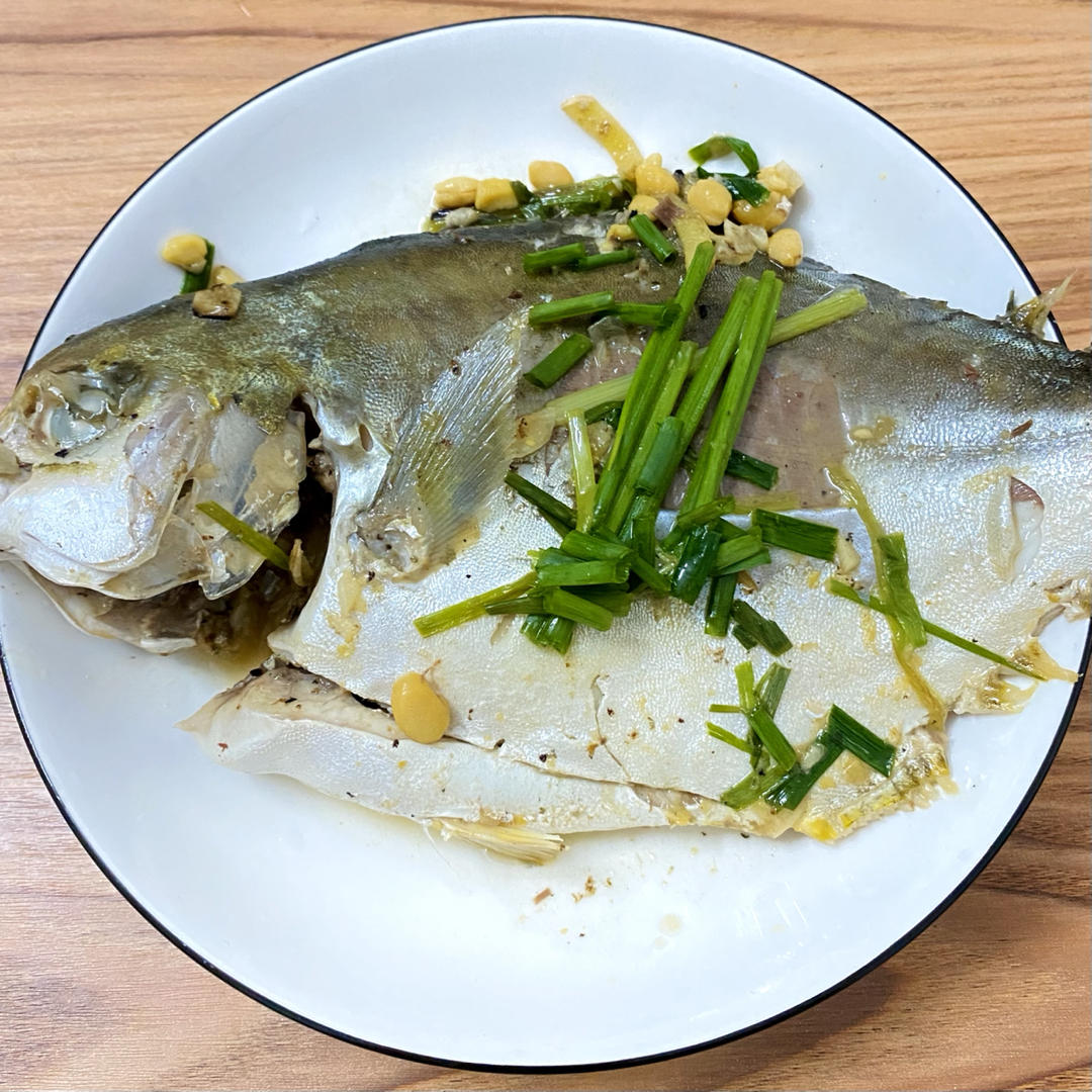 黄豆酱金鲳鱼