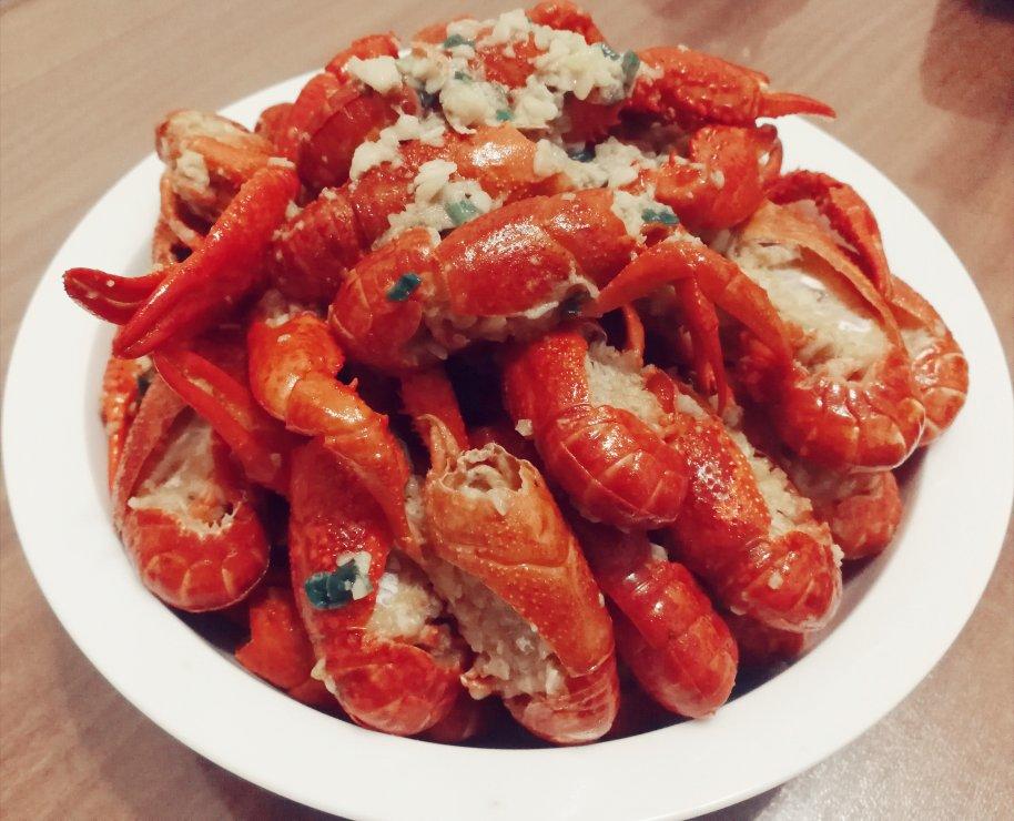橘丽丝的蒜蓉小龙虾