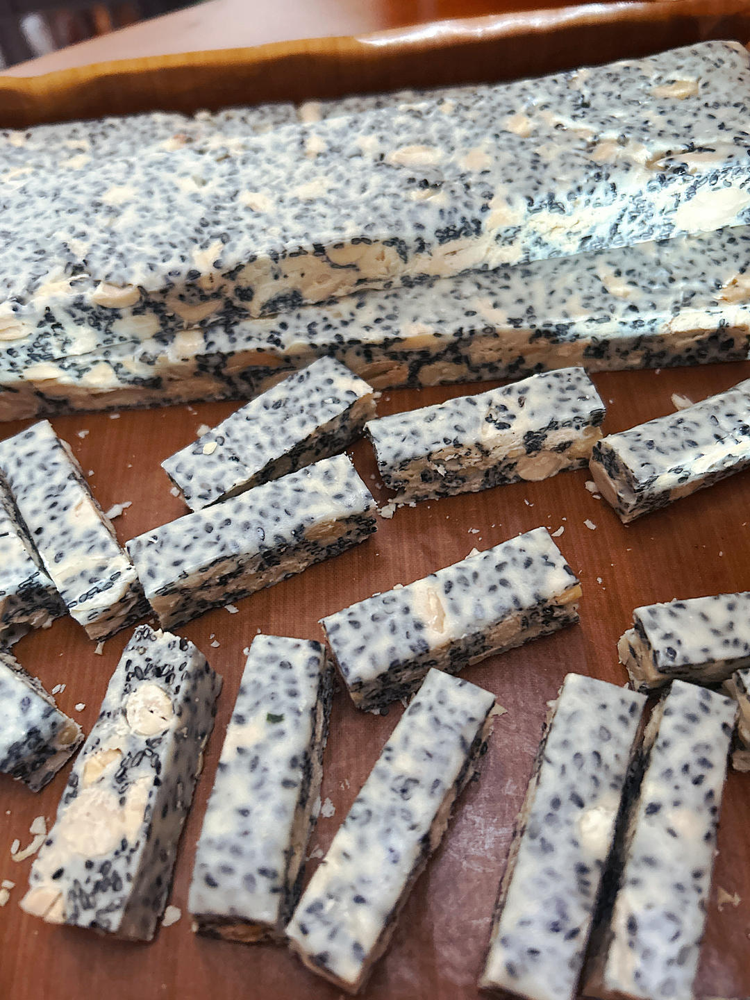 花生芝麻牛扎糖