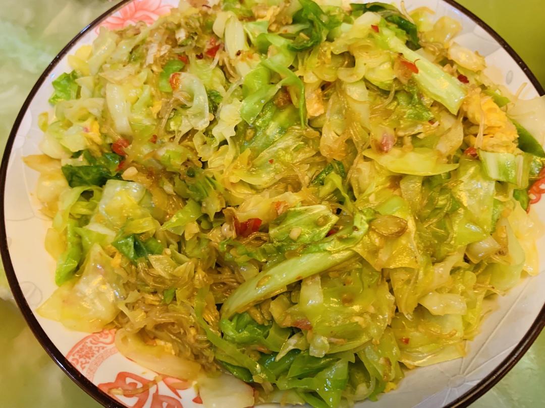 『粉丝鸡蛋炒白菜』简单入味家常菜
