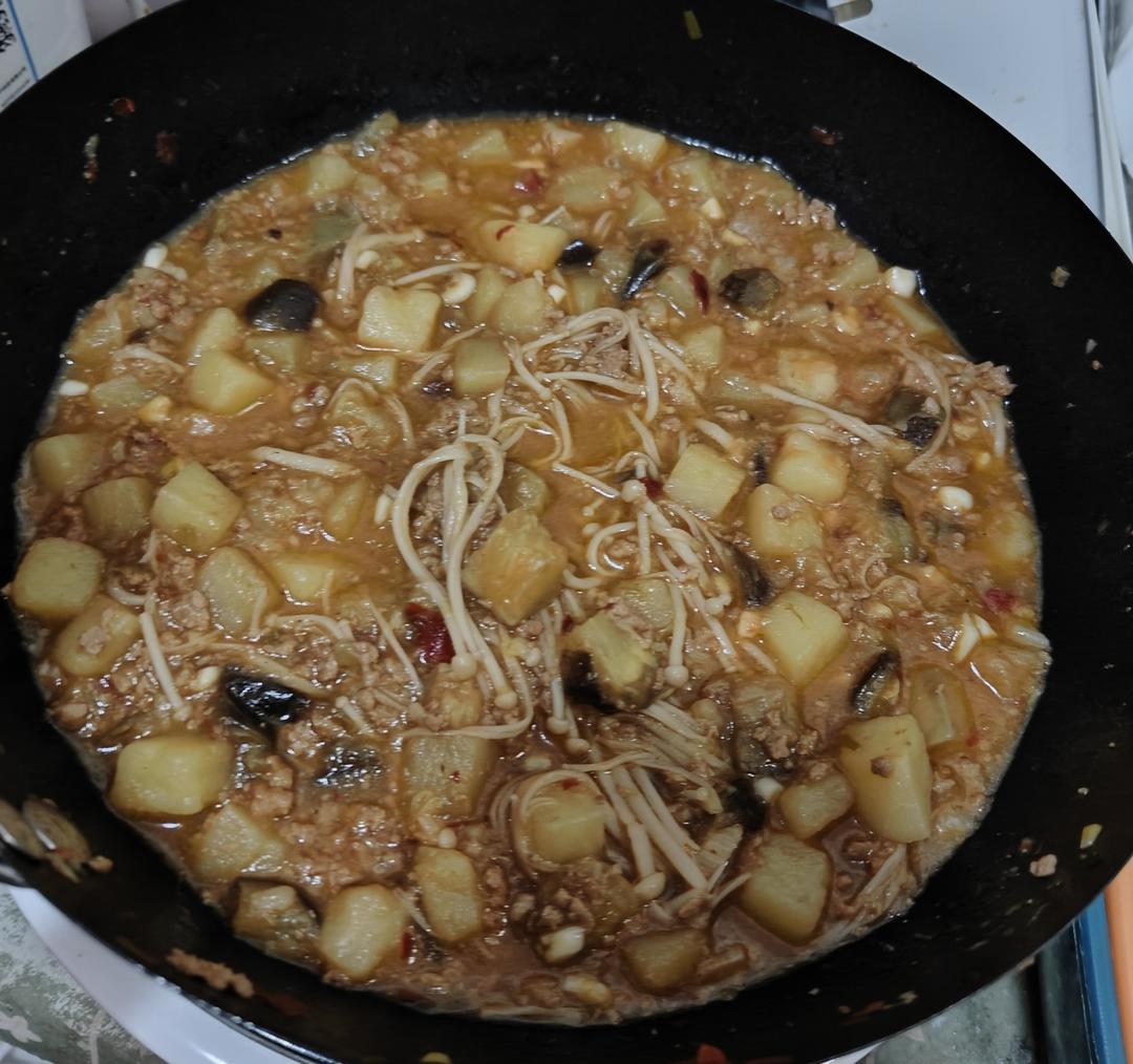 超下饭的肉末土豆茄子泥