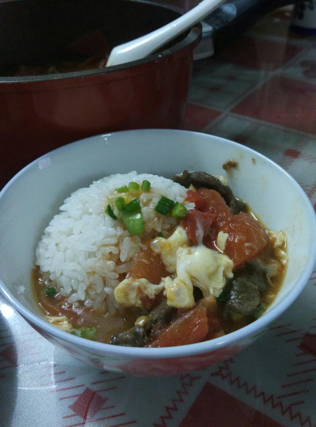 番茄滑蛋牛肉饭