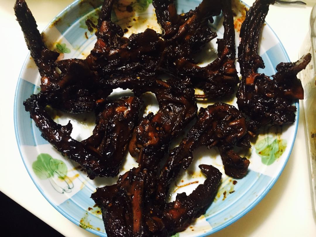 酱烧鸭锁骨