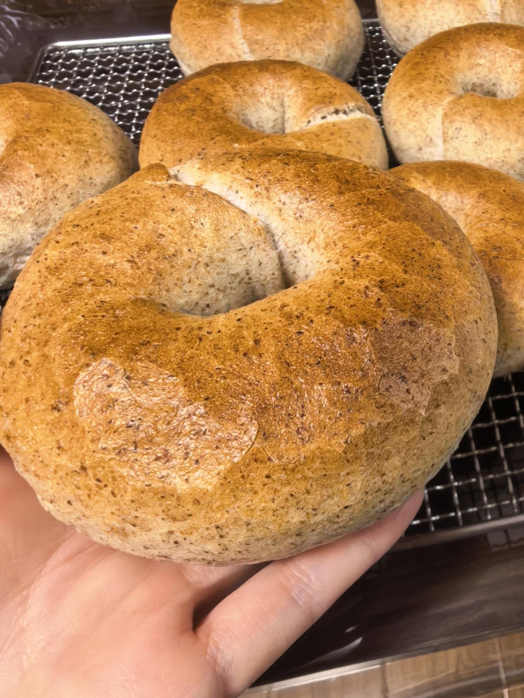 无油无糖，好吃又健康的全麦贝果