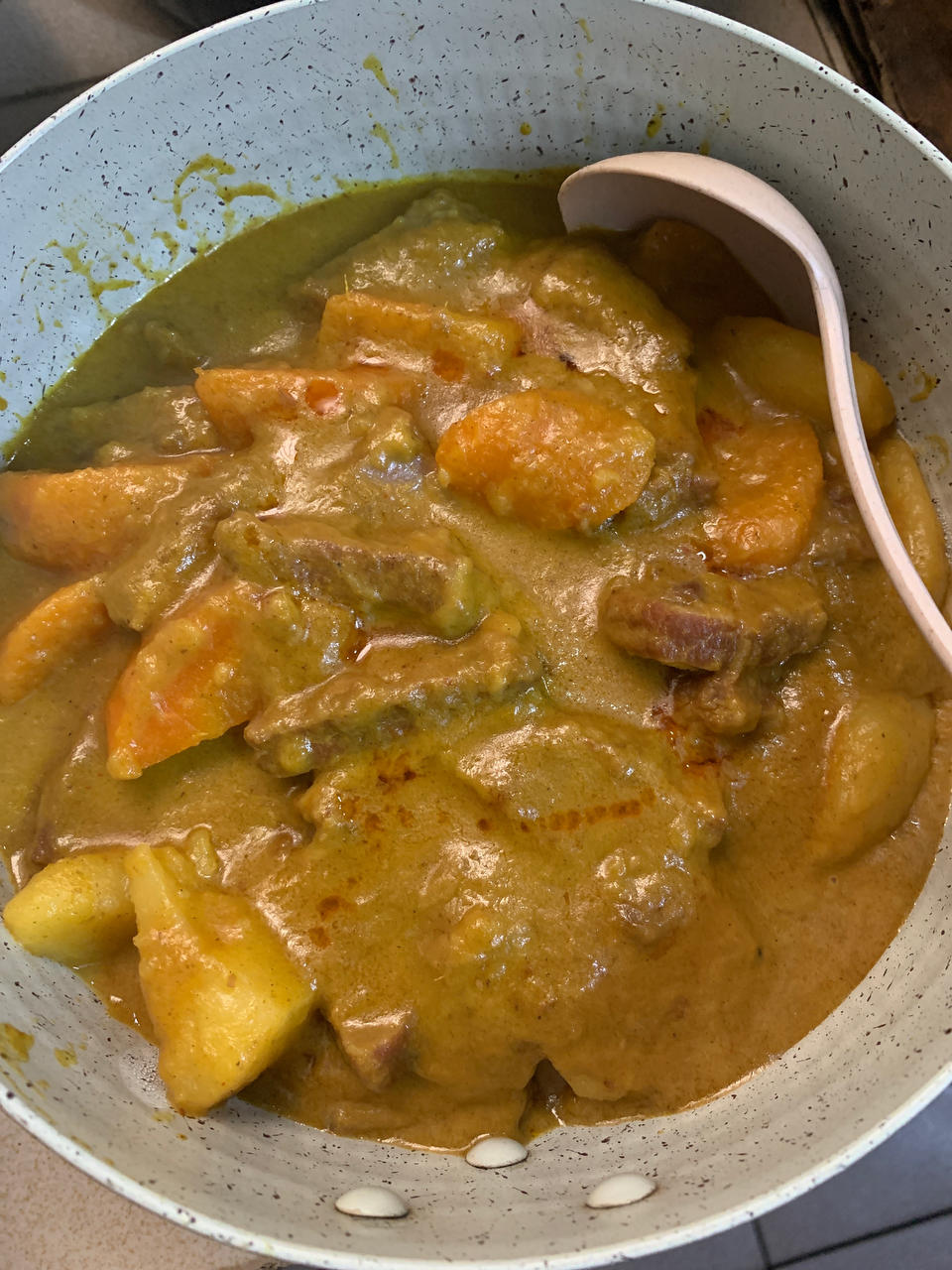 超正宗的泰国咖喱牛腩