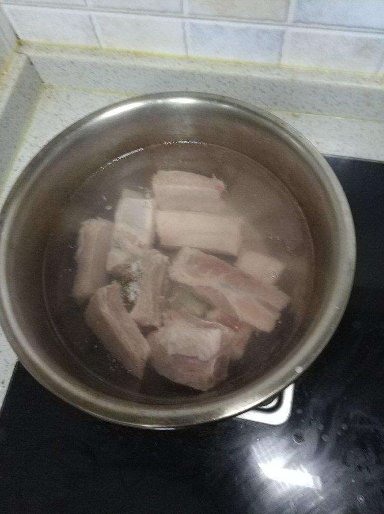 排骨炖土豆豆角