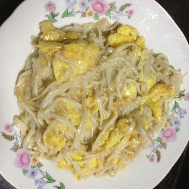 金针菇炒蛋