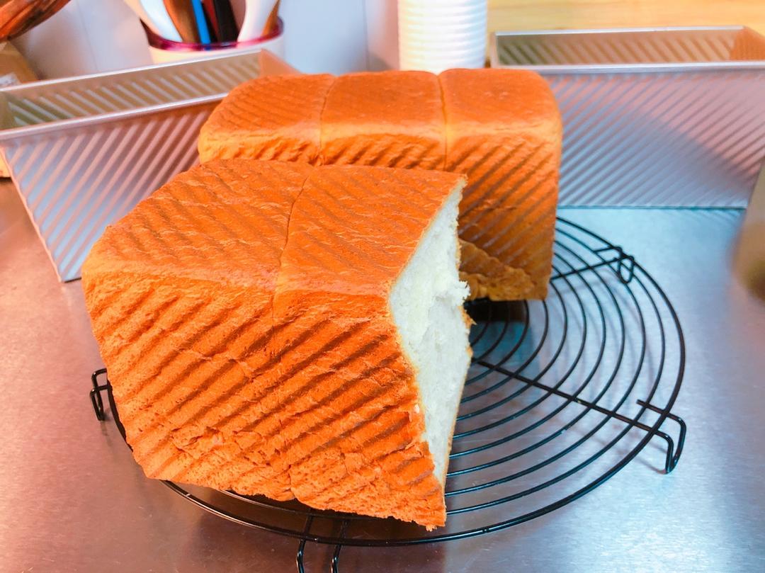 酸奶吐司（100%中种法）可以吃到酸奶的吐司