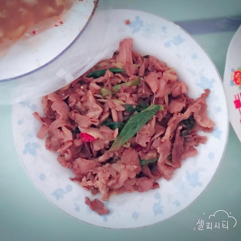 葱爆羊肉