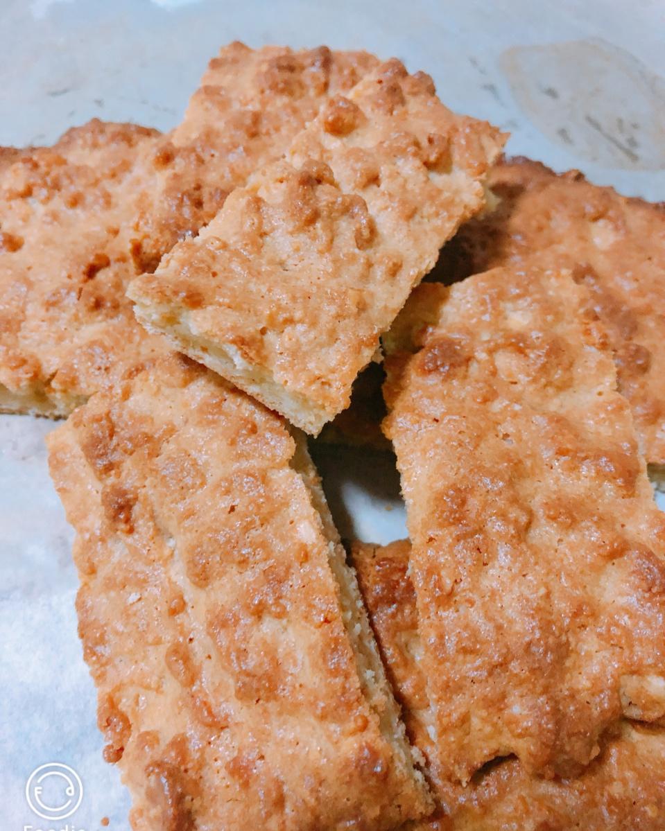 碎饼干杏仁脆饼