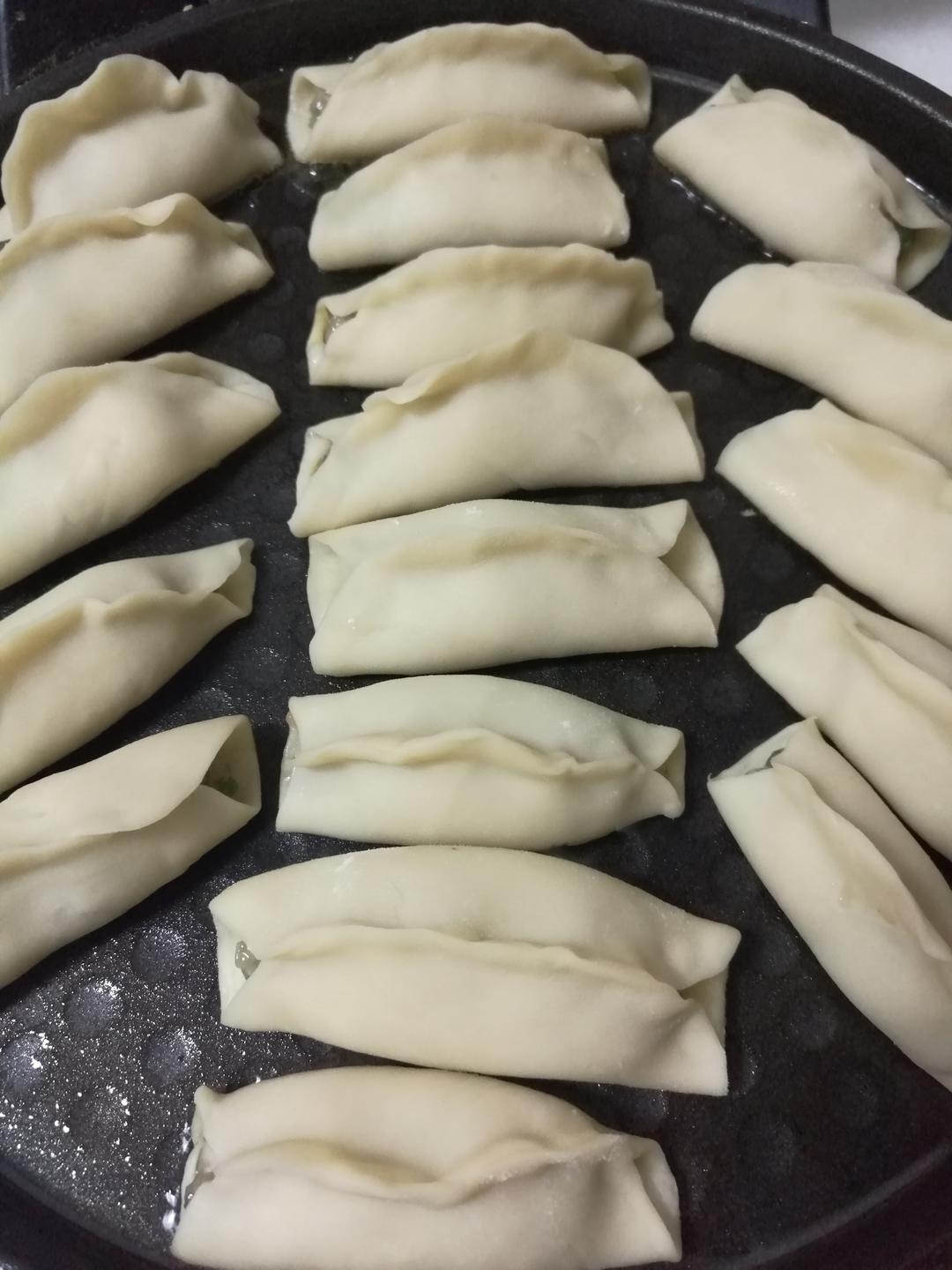 兔子🐰锅贴的做法