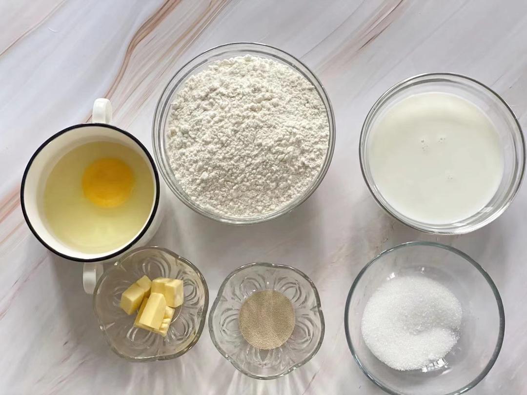 纯奶手撕吐司的做法 步骤1