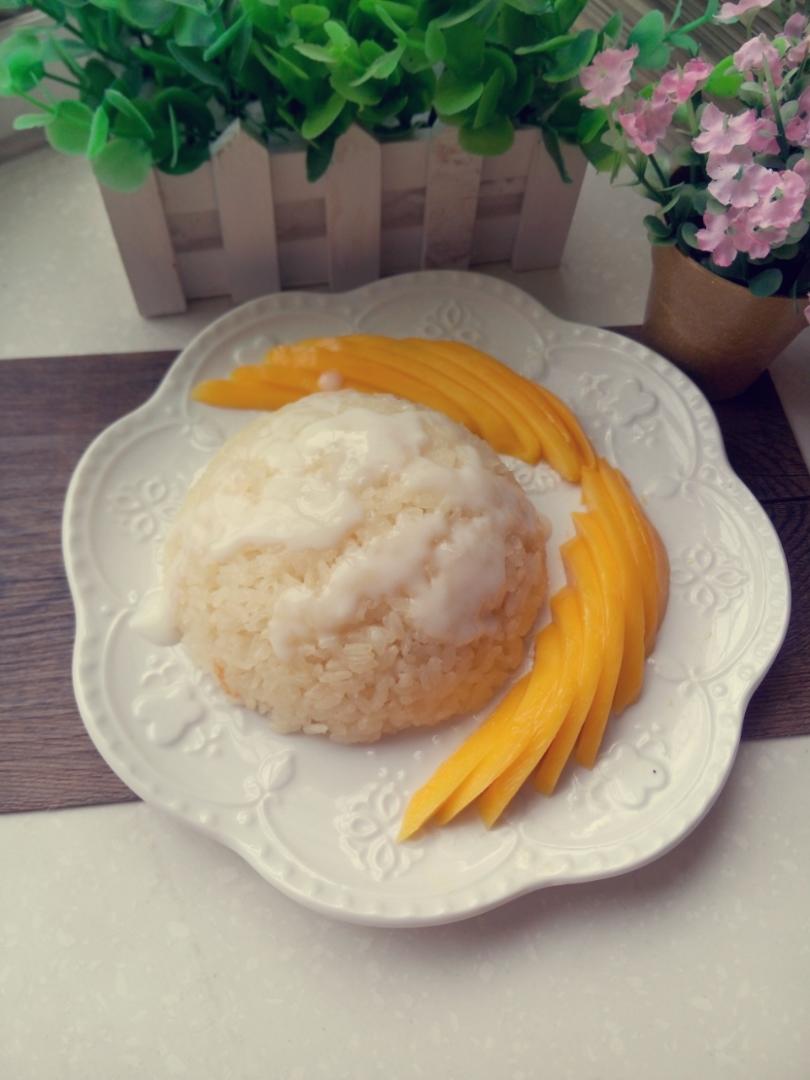 椰浆芒果糯米饭（附芒果玫瑰花做法）
