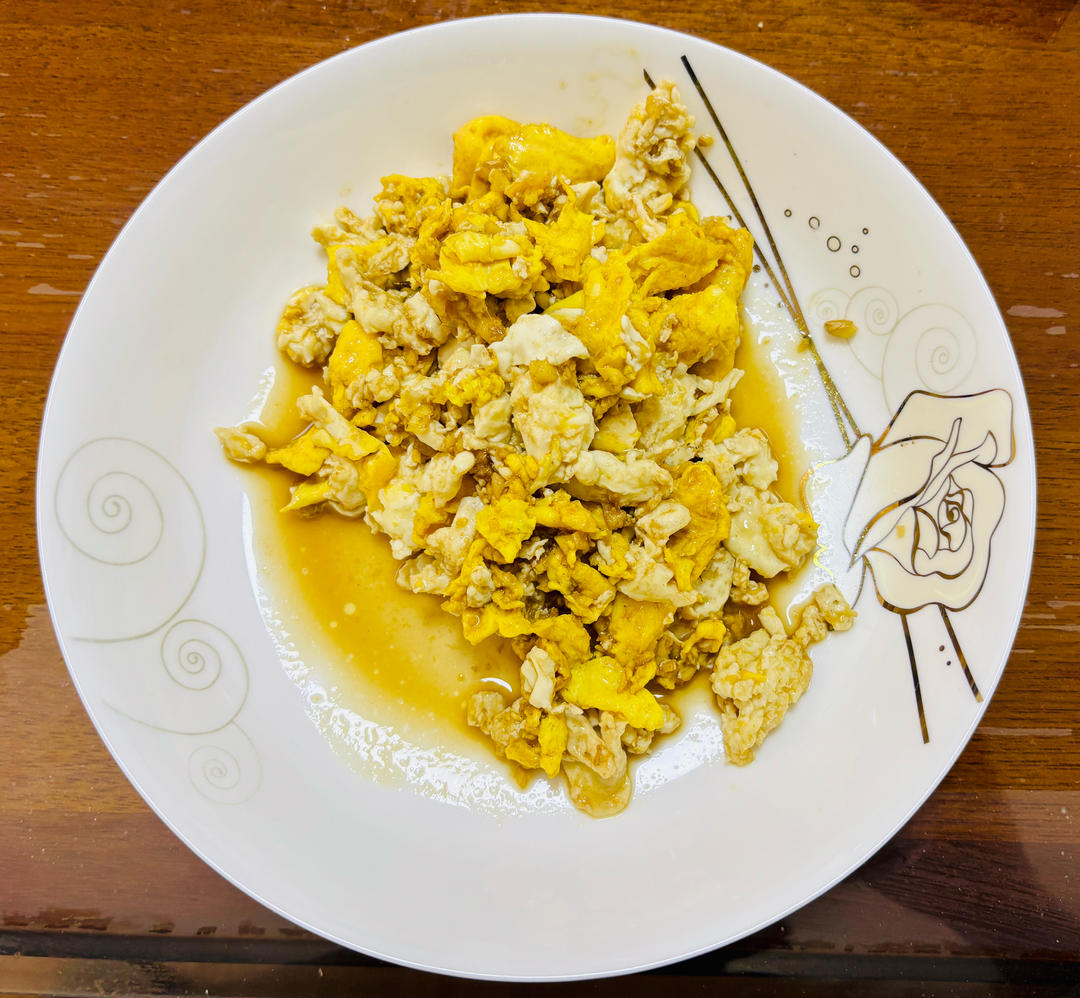 上海人家的蟹粉蛋（哦，北方也叫赛螃蟹～～）