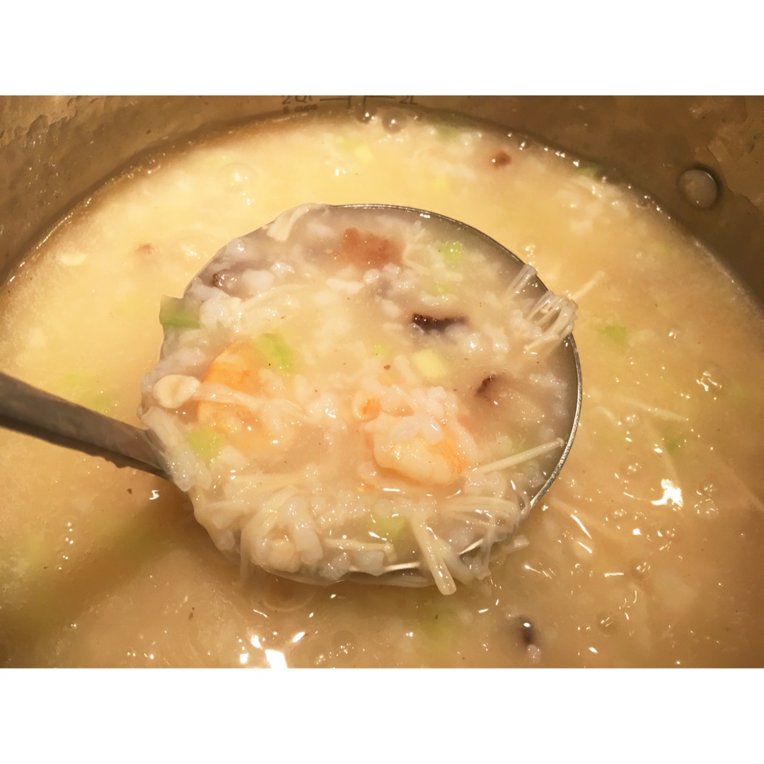 十五分钟快手之砂锅鲜虾粥(附5分钟电饭煲电压力锅更快捷方法)