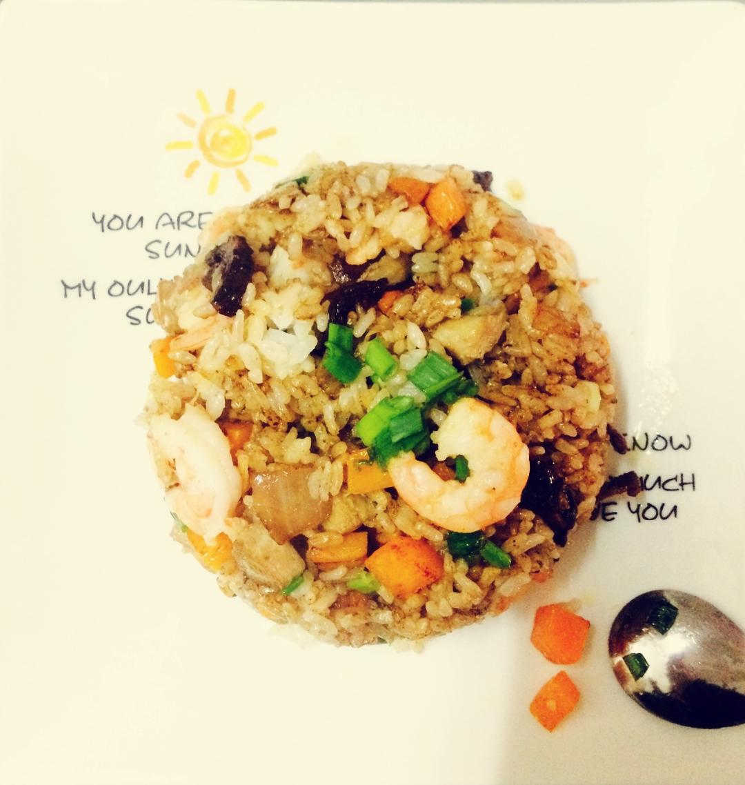 鹅肝虾仁炒饭