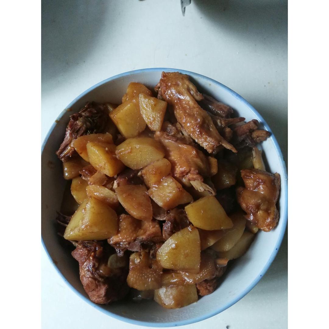 土豆烧鸡