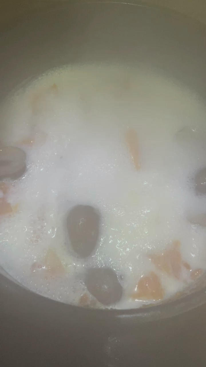 自制木瓜炖牛奶| 滋补养颜能喝出来牛奶肌哦