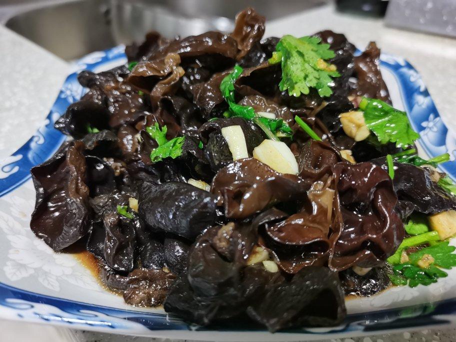 凉拌黑木耳
